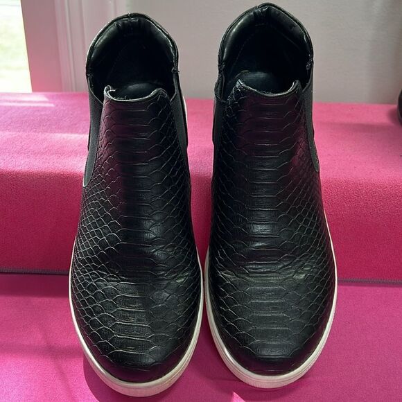 Coconuts by Matisse Slight Platform Sneaker 8.5 - Picture 3 of 7